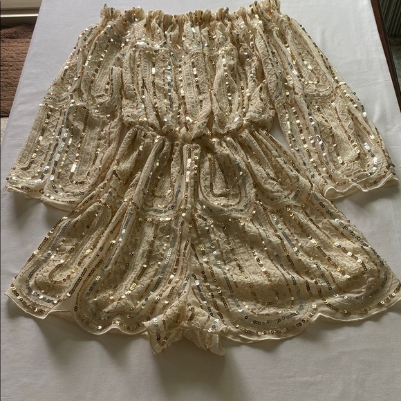 Sequin Embellished Cream Romper. Color Ivory - Picture 5 of 9